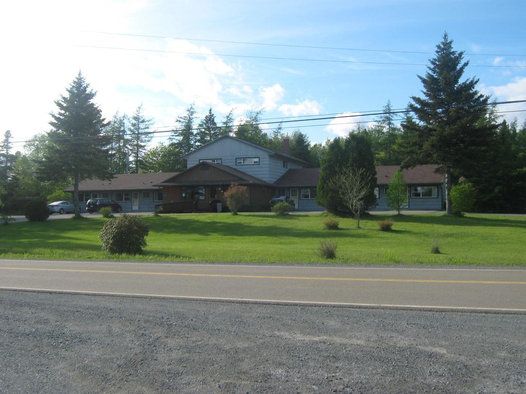 Sherbrooke Village Inn Eksteriør billede